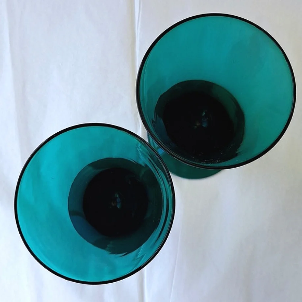 2 Vintage Emerald Teal Green Conical Wine Cocktail Glasses Footed Barware